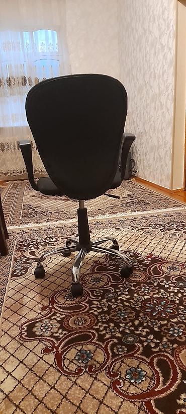 işlənmiş saat: İdeal veziyyetde ofis kreslosu. Mexanizması işlekdir. Heç bir problemi — 2