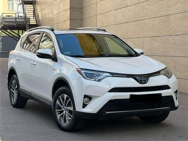 фуранер тойота: Toyota RAV4: 2017 г., 2.5 л, Автомат, Гибрид, Внедорожник