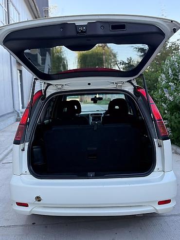 a8 d2: Honda Stream: 2004 г., 1.7 л, Автомат, Бензин, Универсал — 5