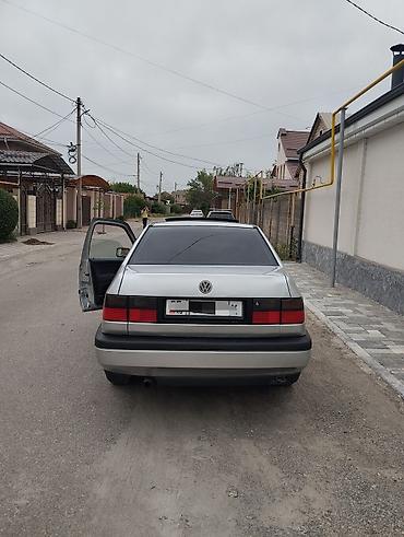 фама: Volkswagen Vento: 1995 г., 1.8 л, Механика, Бензин, Седан — 2