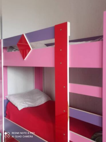 мебел шифонер: Продается Шкаф в высоту и двухъярусная кровать!!!Скину цену за