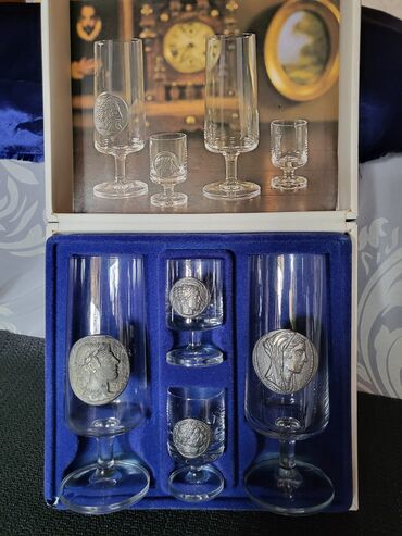 Čaše: Case nove za pivo i zestoko pice Zinnmunsen Nemacka 70,80te. Set za — 8