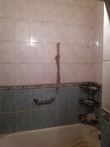 чайка 3: 3 комнаты, 62 м², Сталинка, 1 этаж, Старый ремонт — 2