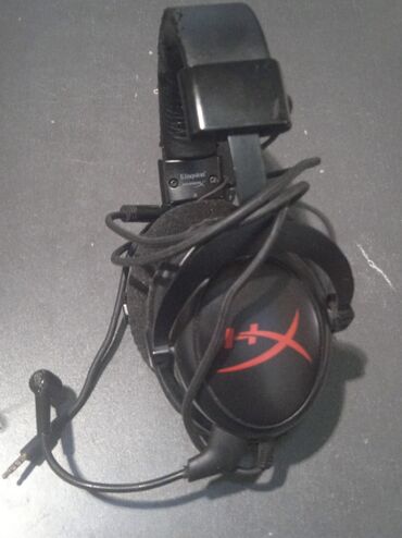 Наушники: Игровая гарнитура HyperX (Kingston) с проводным подключением -