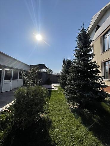 Үйлөрдү сатуу: 6 бөлмө жана андан көп, 200 м², 6 соток, Военно-Антоновка, Менчик ээси — 2