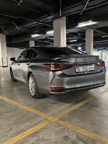 жаз авто: Lexus ES: 2019 г., 2.5 л, Автомат, Гибрид, Седан — 3