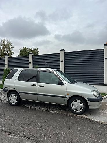 Toyota: Toyota Raum: 2000 г., 1.5 л, Автомат, Бензин, Хэтчбэк — 2
