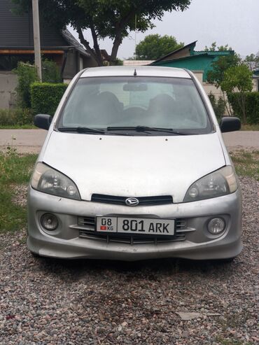 купить фары хелла блек на бмв е34: Daihatsu YRV: 2004 г., 1.3 л, Механика, Бензин, Хэтчбэк