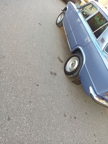 VAZ (LADA): Model: VAZ 2101 (Jiguli) Kuzov: sedan, mavi rəng Dövlət nömrə nişanı — 9