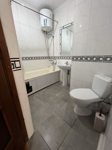 Продажа квартир: 3 комнаты, 58 м², Индивидуалка, 5 этаж, Старый ремонт — 8