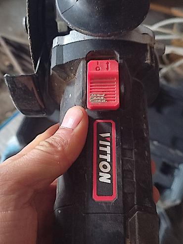 Болгарки: Углошлифовальная машина (болгарка) VITTON Описание:как масло - — 1