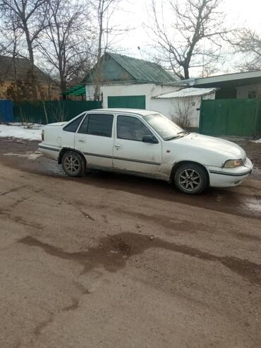 аварийная нексия: Daewoo Nexia: 2005 г., 1.5 л, Механика, Бензин, Седан