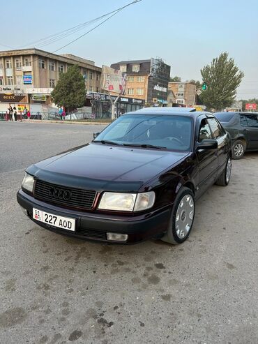 телевизор 1993 года: Audi S4: 1993 г., 2.8 л, Механика, Бензин, Седан