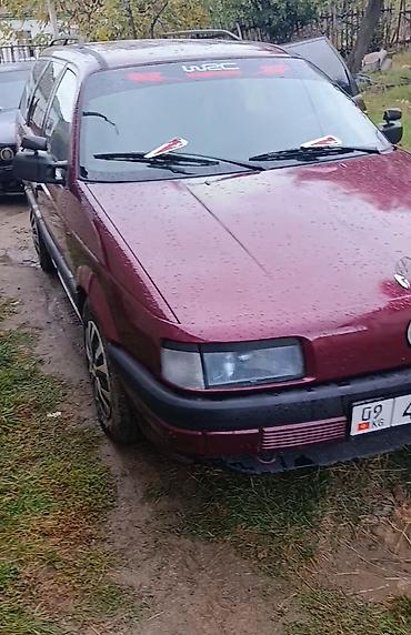 jak авто: Volkswagen Passat: 1990 г., 2 л, Механика, Бензин, Универсал — 3