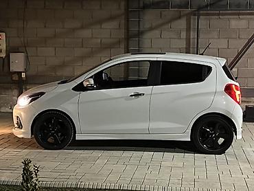 Chevrolet: Chevrolet Spark: 2017 г., 1 л, Вариатор, Бензин, Хэтчбэк — 3