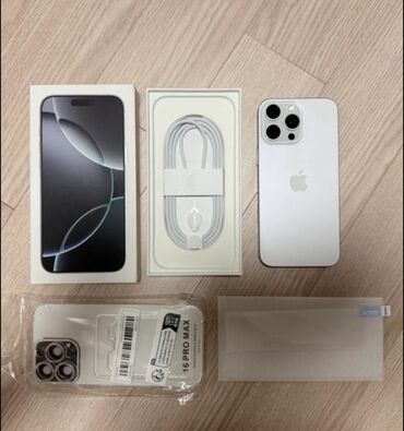телефон айфон 16 про макс: IPhone 16 Pro Max, Колдонулган, 256 ГБ, White Titanium, Заряддоочу түзүлүш, Коргоочу айнек, Каптама, 100 %