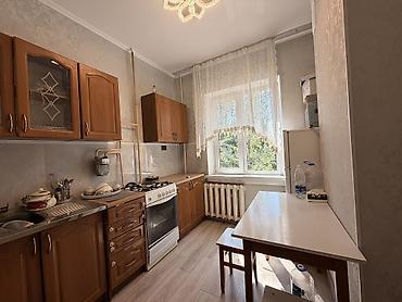 Люстралар: 🏡 ИЖАРАГА 2 БӨЛМӨЛҮҮ КВАРТИРА! 📍 Дареги: 10-мкр, 25-үй 🏢 — 3