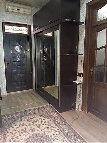 Həyət evləri və villalar: 2 otaqlı, 80 kv. m, Orta təmir — 3