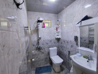 Həyət evləri və villaların satışı: 7 otaqlı, 200 kv. m, Kredit yoxdur, Orta təmir — 10