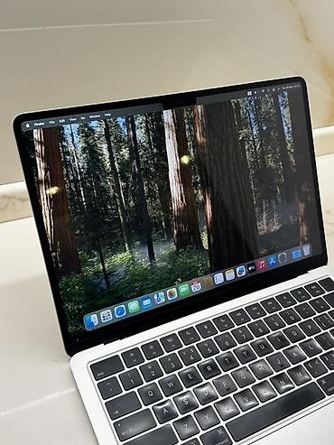 Apple MacBook: Apple MacBook Air M3 Məlumatları şəkildə yükləmişəm. Ekranda qoruyucu — 14