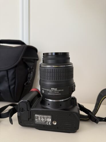 Fotokameralar: Nikon D3000 
Использованный мало, состояние 10/10