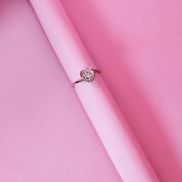 кольцо с бриллиантом бишкек: Мерцающая и красивое кольцо с белым камнем 🤍💍 ▫️550сом ( с