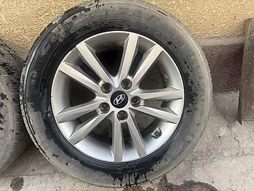 114: Комплект из 4 колес Hyundai: легкосплавные диски с шинами. 2 балона — 3