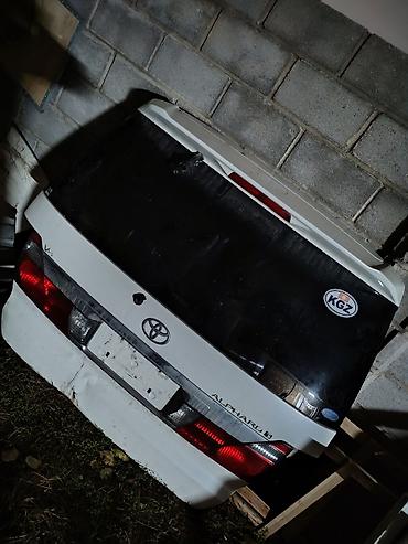 задняя крышка багажника: Крышка багажника Toyota, 2003 г., Б/у, Оригинал — 3