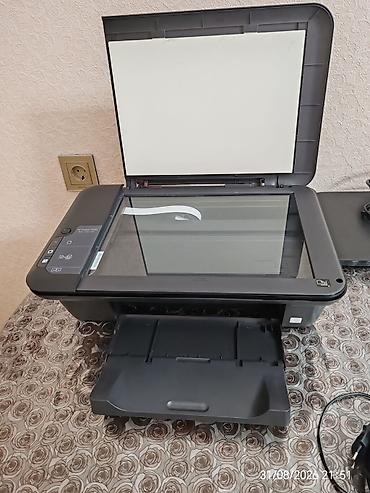 qara pp: HP Deskjet 2050 printer, işlək vəziyyətdədir, ağ qara və rəngli — 3