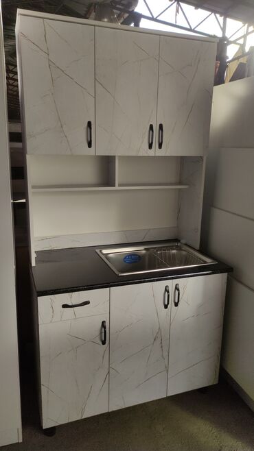 Кухонные гарнитуры: 1м кухонный+мойка 11000 1,5м кухонный+мойка 15000 1,2м шифонер 12500 — 4