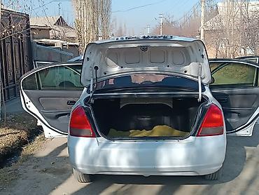 мотор краун: Hyundai Elantra: 2002 г., 1.6 л, Механика, Бензин, Седан — 7