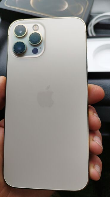 ev əşyaları işlənmiş: IPhone 12 Pro, Qızılı, Face ID