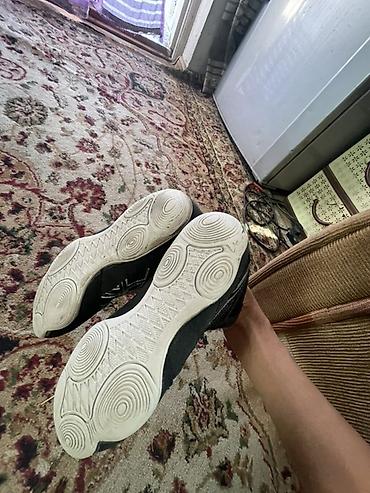 ролик обувь: Кроссовки для борьбы ASICS (пара на фото) - Тип — 7