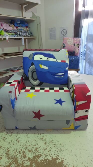 Ostali dečiji nameštaj: Praktične dečije foteljice, izradjene od čvrstog sunđera i presvučene — 22