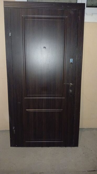 Giriş qapıları: Mənzil üçün İşlənmiş Giriş qapısı Glazok ilə, Zəmanətsiz, Ödənişli quraşdırma, Pulsuz çatdırılma — 2