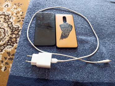 самсунг 24 с: Redmi, Redmi 5 Plus, Б/у, 64 ГБ, цвет - Черный, 1 SIM