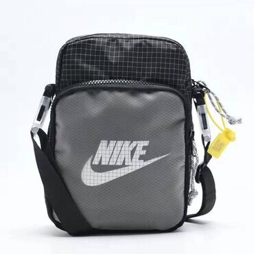сумки найк: Продается борсетка Nike в отличном качестве