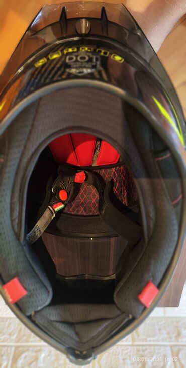 Moto dəbilqələr: • AGV Pista GP RR 46 Project kask satılır. Sifarişlə gətirilib. • — 6