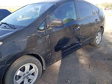 prius 2005: Toyota Prius: 2004 г., 1.5 л, Гибрид — 4