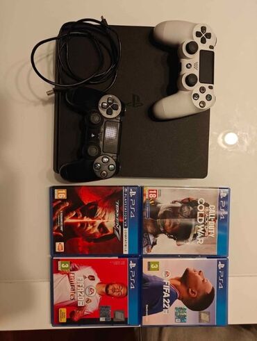 PS4 (Sony Playstation 4): PlayStation 4 Slim oyun dəsti Dəst tərkibi: - PS4 Slim konsolu (qara)