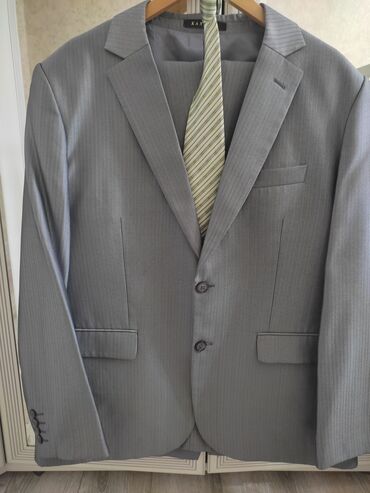 продаю старые вещи: Продаю мужской костюм 2-ка.Практически новый1выход на той.Состояние