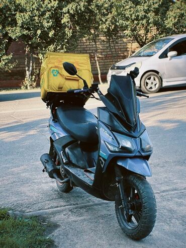 Скутеры: Скутер Yamaha, 150 куб. см, Бензин, Б/у
