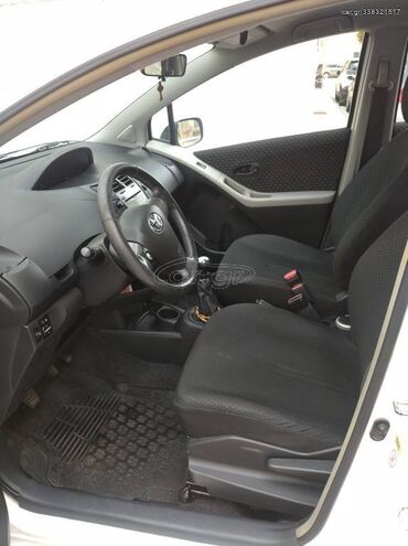 Toyota: Toyota Yaris: 1.3 l. | 2011 έ. Χάτσμπακ — 14