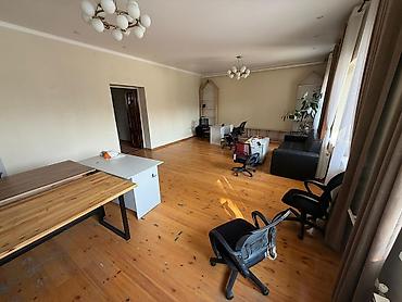 Долгосрочная аренда домов: 300 м², 9 комнат — 11