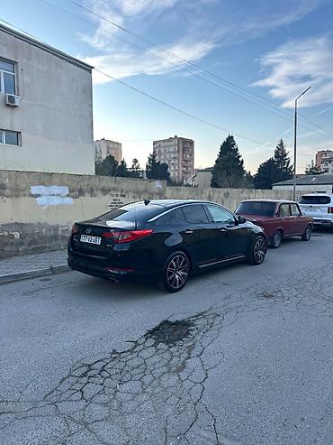 Kia: Kia K5: 2 l | 2013 il Sedan — 19