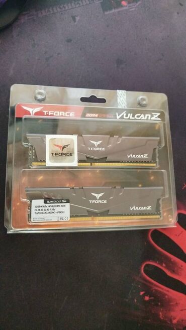 Оперативная память (RAM): Оперативная память, T-Force, 32 ГБ, DDR4, 3200 МГц, Для ПК