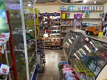 beta stores: Только ПРОДАЖА!!! ПРОДАЮ магазин с арендаторами, 100кв. М + сан. Узел — 8
