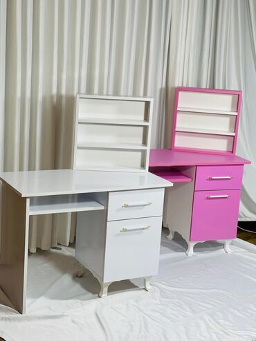 стулья мягкие для дома: ⚡️ Variant 3 (premium havasında): ⚡️ Sirməli manikür masası – 130 AZN