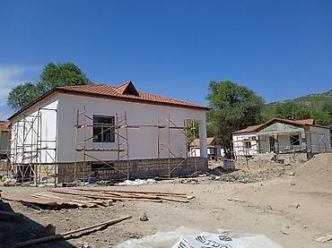 fasad panel: Fasad suvağı və boya işləri – peşəkar briqada Xidmətlər: - Yaşayış və — 4