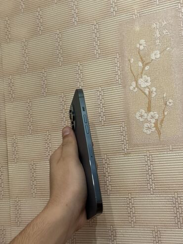 Apple iPhone: IPhone 12 Pro Max, 256 GB, Qara, Simsiz şarj — 1